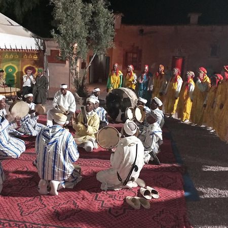 Auberge Restaurant Tissili " Oasis De Fint" 외부 사진