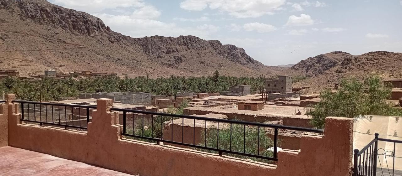 Auberge Restaurant Tissili " Oasis De Fint" 외부 사진