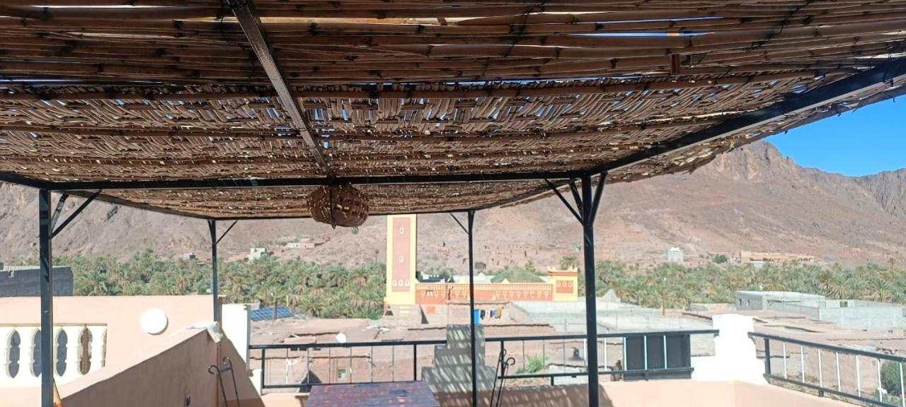 Auberge Restaurant Tissili " Oasis De Fint" 외부 사진
